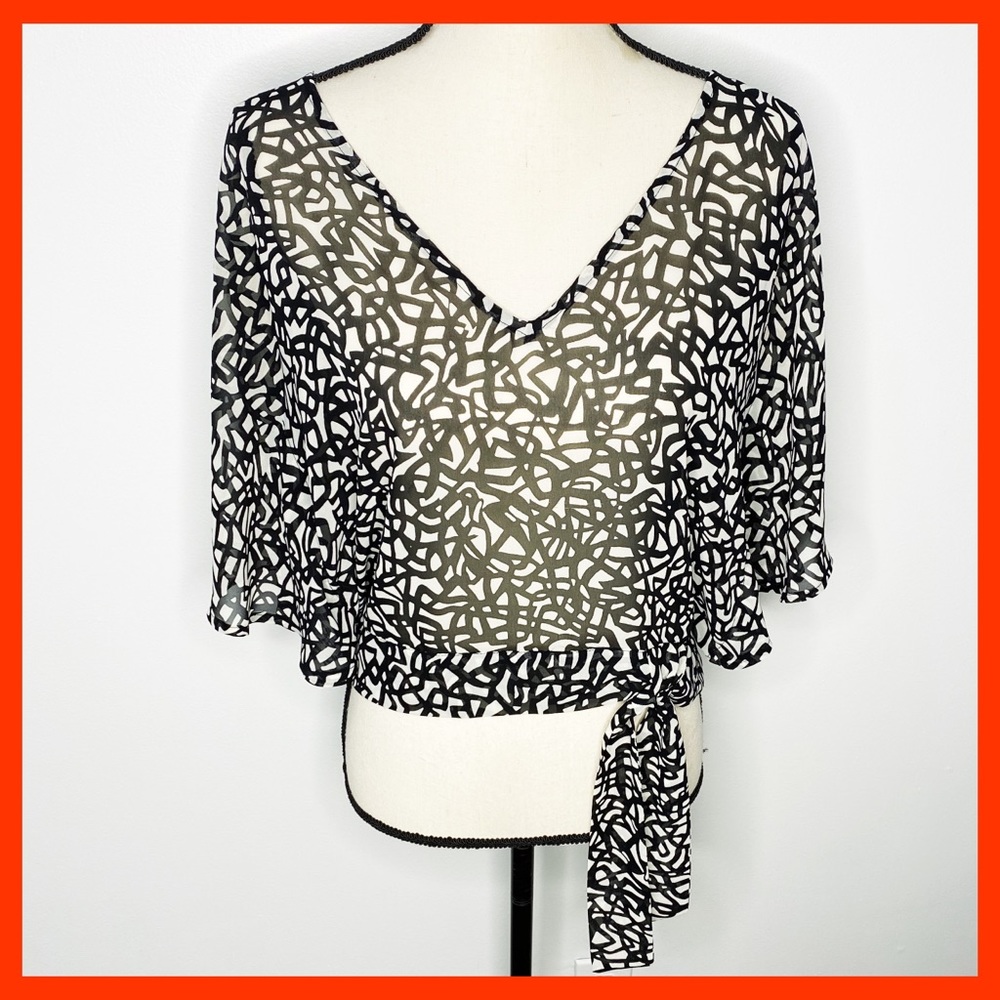NY & Co. Sheer Polyester V Neck Banded Waist Top